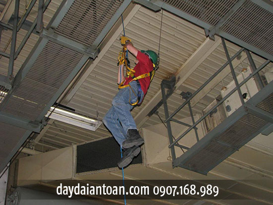 Dây đai an toàn Bảo Bình luôn được kiểm tra định kỳ kể từ ngày sản xuất