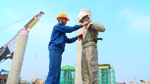 Khi làm đúng các quy trình sử dụng, dây dai an toàn rất vừa vặn và thoải mái với cơ thể